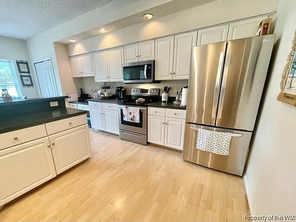 4th image of 952 Nicklaus Dr