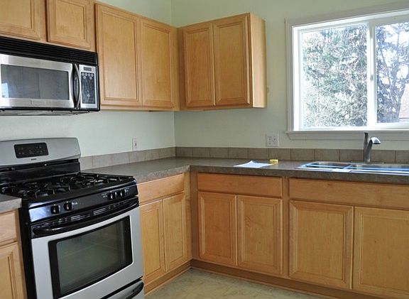 3rd image of 4410 S Sheridan Ave