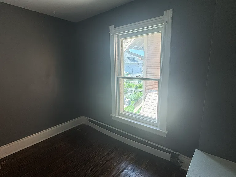 2727 Robinwood Ave — Photo 7