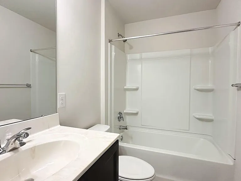 229 Wynstone Ct — Photo 30