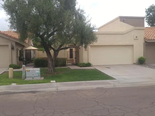 2341 W Shawnee Dr, Chandler, AZ 85224