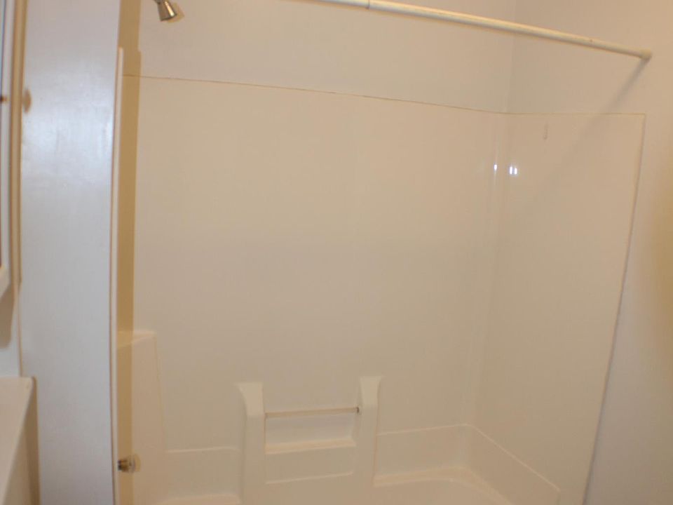 1st image of 713 N Wheeling Ave APT 1