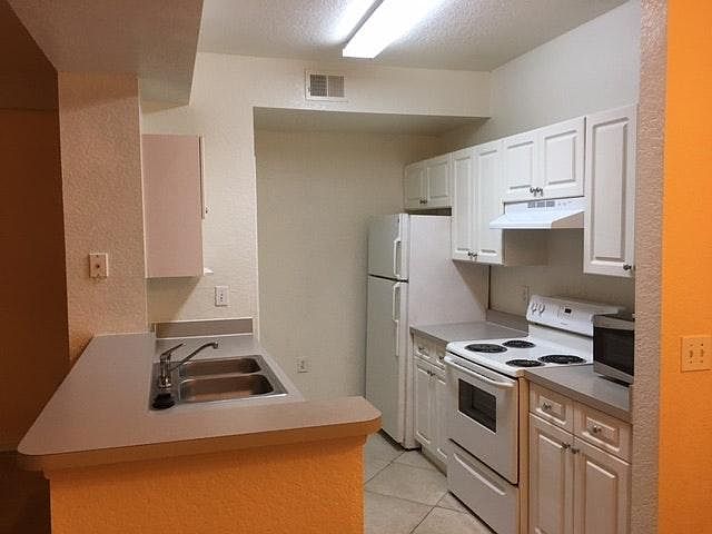 1st image of 17106 Carrington Park Dr APT 625