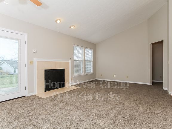 5th image of 363 Belmont Ct