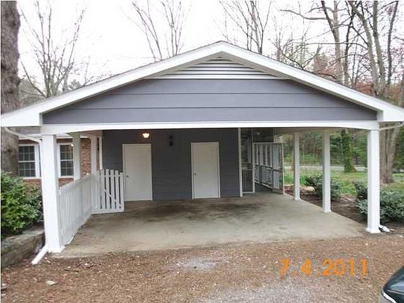 5th image of 204 Sylvan City Dr