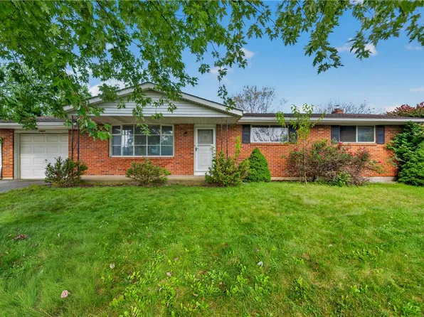 7485 Catalpa Dr, Macungie, PA 18062