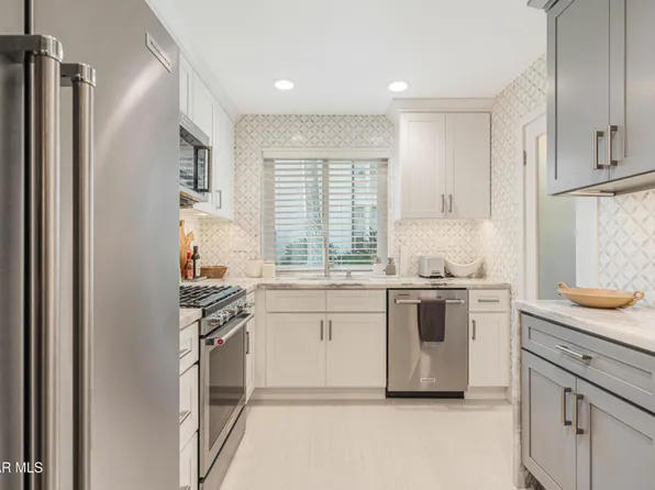 31556 Agoura Rd Unit 2, Westlake Village, CA 91361