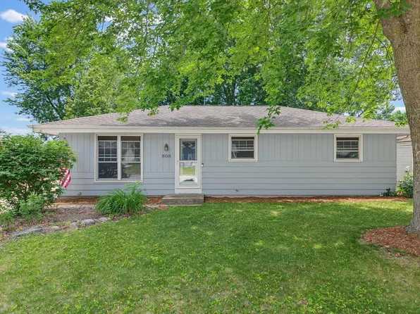 808 Memorial DRIVE, Kewaskum, WI 53040