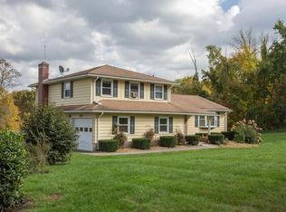 83 Rockrimmon St, Belchertown, MA 01007