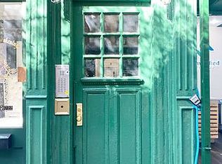 117 Christopher St APT 5, New York, NY 10014