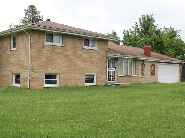 7902 W 77th St, Bridgeview, IL 60455
