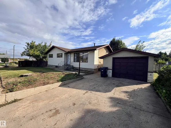 5113 45th St, Saint Paul, AB T0A 3A2