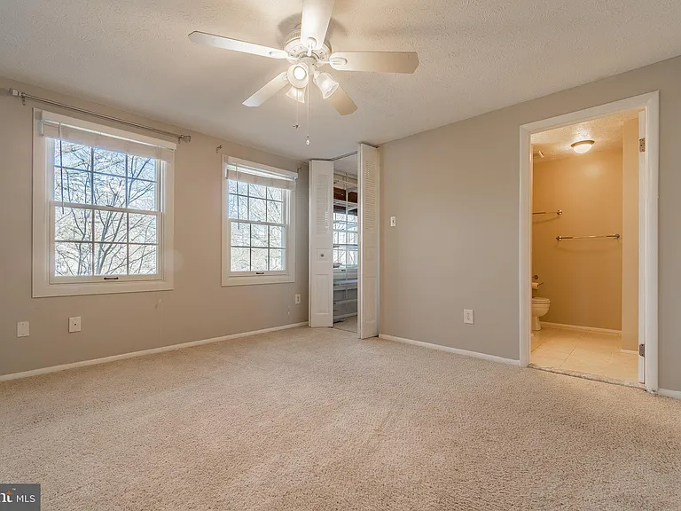 2911 Montauk Ct — Photo 23