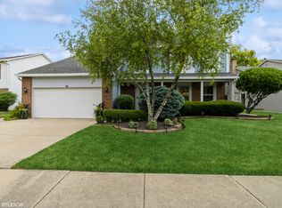 26 W Fabish Dr, Buffalo Grove, IL 60089