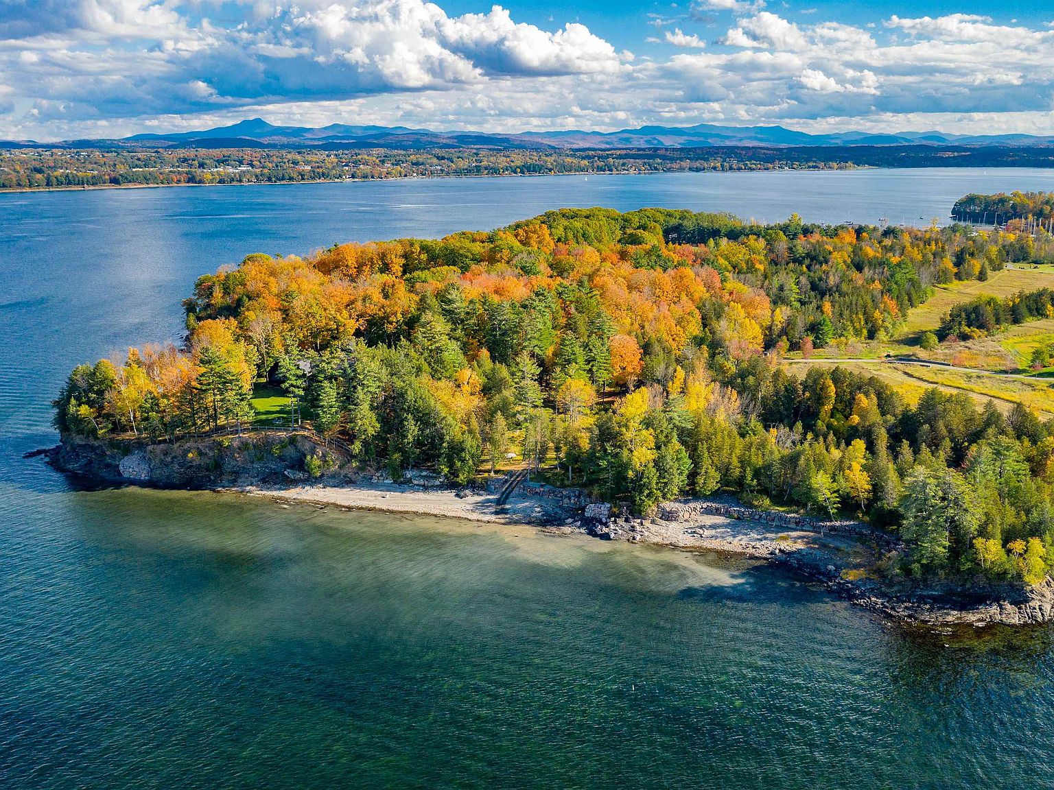 422 Lands End Lane, Shelburne, VT 05482 Zillow