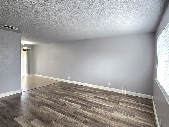 3rd image of 2224 Sylmar Ave #104