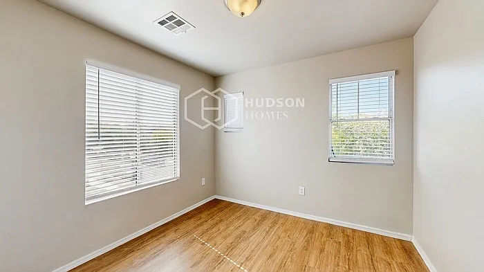 4018 W Irwin Ave — Photo 20