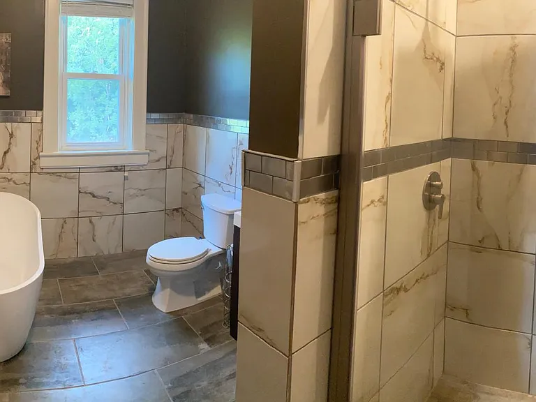 1824 E Main St #C — Photo 27
