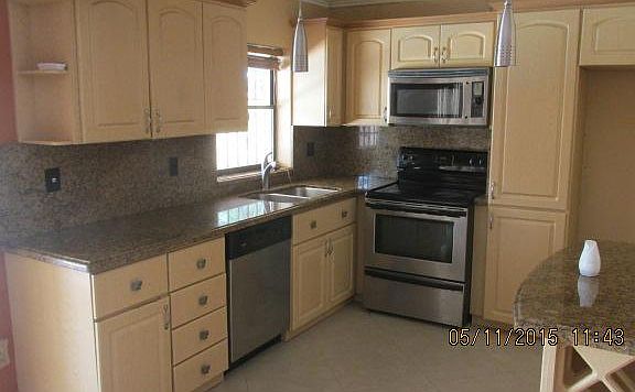 4th image of 8921 SW 69th St