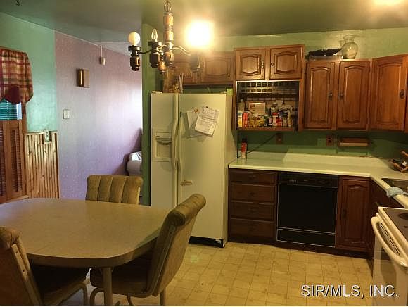 2nd image of 705 Saint Barbara Ln