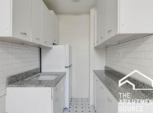 1210 W Sherwin Ave #310, Chicago, IL 60626