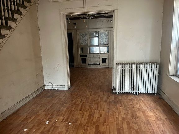 2nd image of 5618 S Indiana Ave