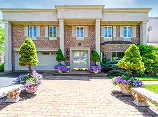 3242 Hewlett Ave, Merrick, NY 11566