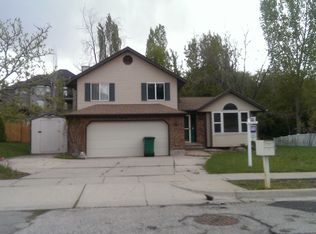 1428 E Snow Creek Dr, Layton, UT 84040