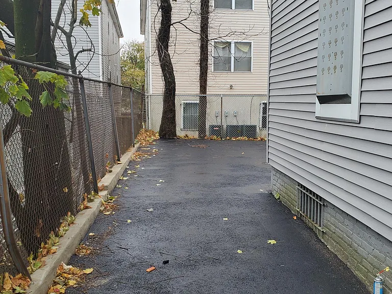 140 Clinton Pl #3 — Photo 14