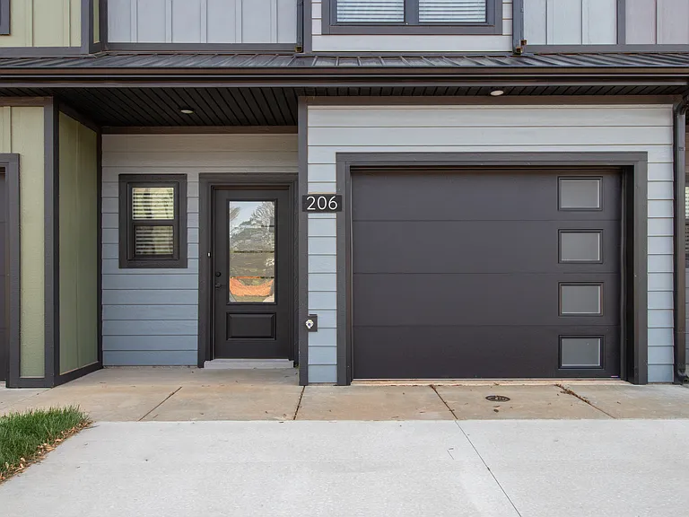 206 Jonathan Wade Cir #206 — Photo 3