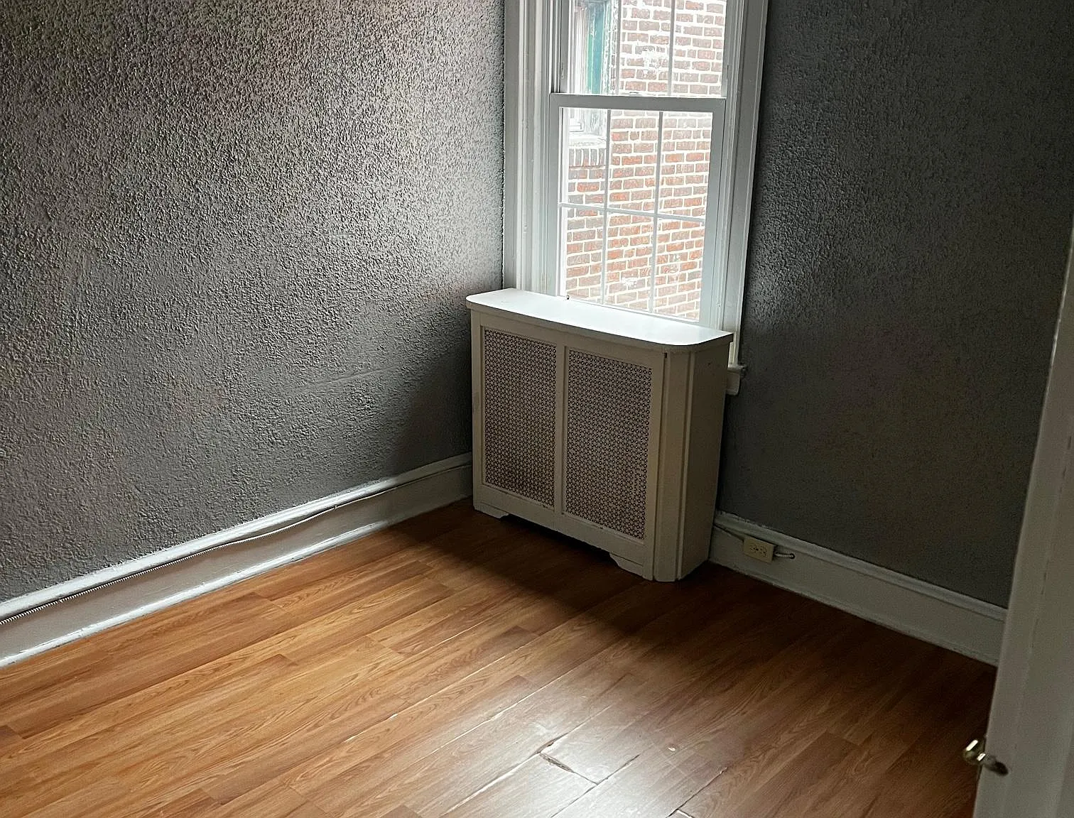 3 bed, 1220 sqft, $1,450 — Photo 3