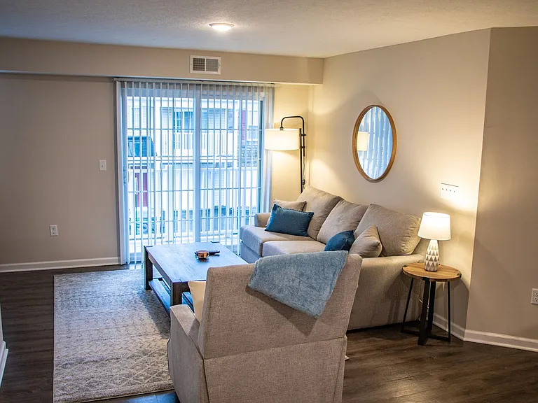 Latham Apartments — Photo 50