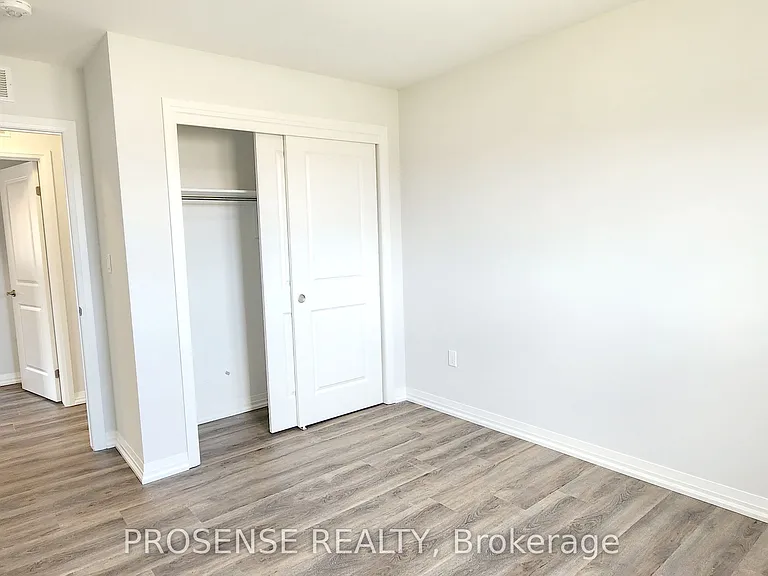 15 Samuel Ave — Photo 15