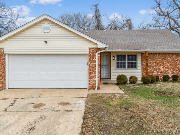 10615 E 25th St, Tulsa, OK 74129