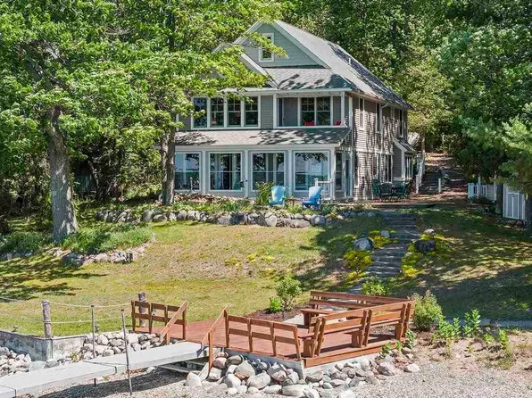 5510 Rabb Road, Charlevoix, MI 49720