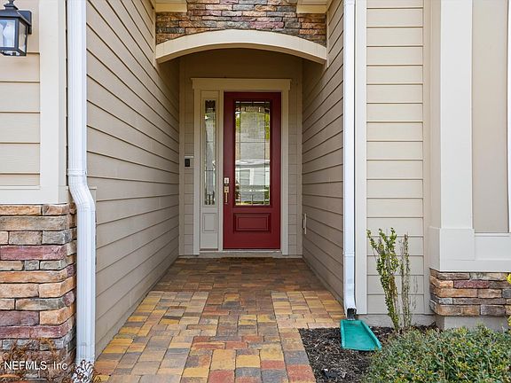 3rd image of 309 COCO Point