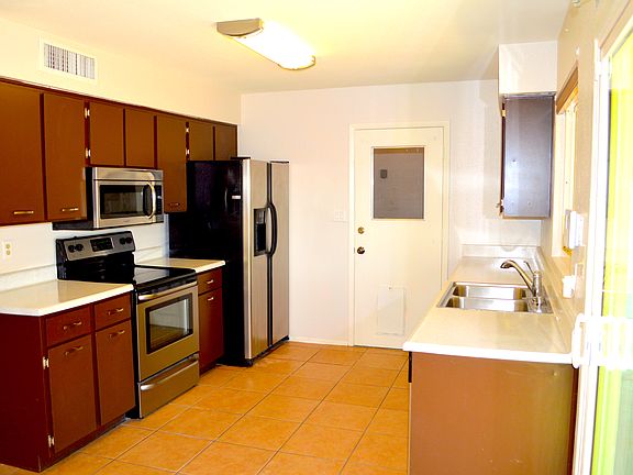 5th image of 1714 W Peralta Ave