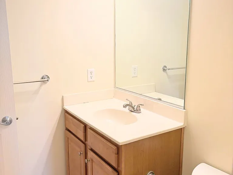 5215 Center St #402 — Photo 16