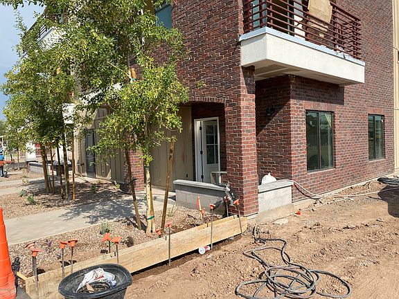 3rd image of 475 N 9th St #106