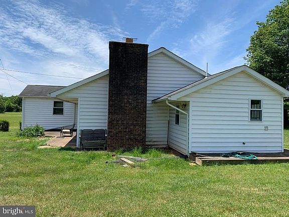 4th image of 16020 Fleetwood Dr