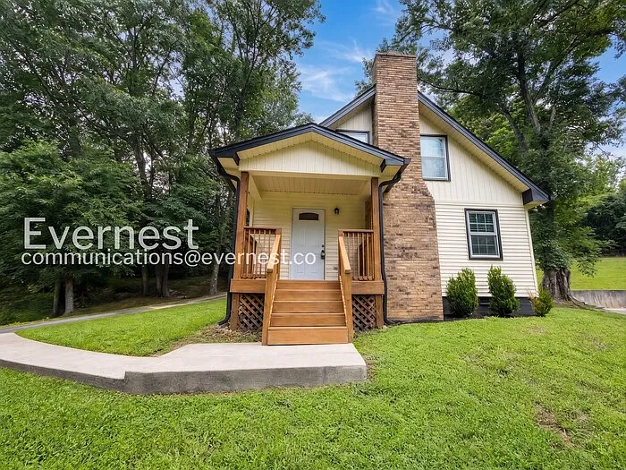 239 Jeffery Dr — Photo 3