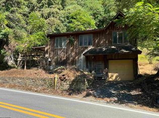 318 Harpertown Rd, Elkins, WV 26241