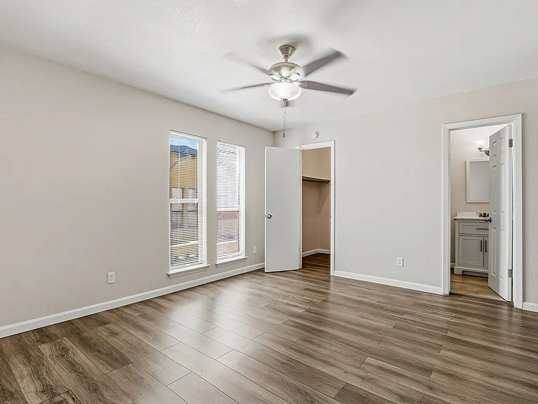 10604 Springwood Dr #D — Photo 18