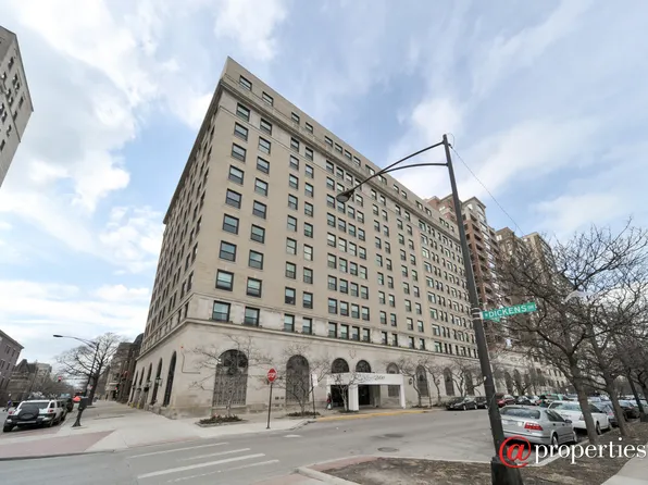 2100 N Lincoln Ave #5D, Chicago, IL 60614