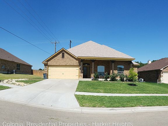 2nd image of 3311 Vineyard Trl