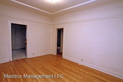 4th image of 1105 Marquette Ave NW
