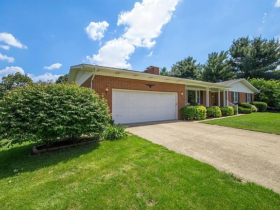 3rd image of 2360 Weber Dr