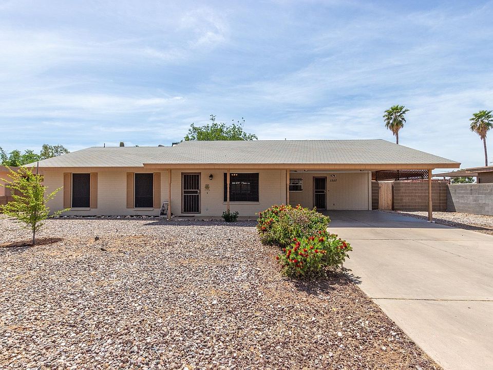 1st image of 1207 E Avenida Grande