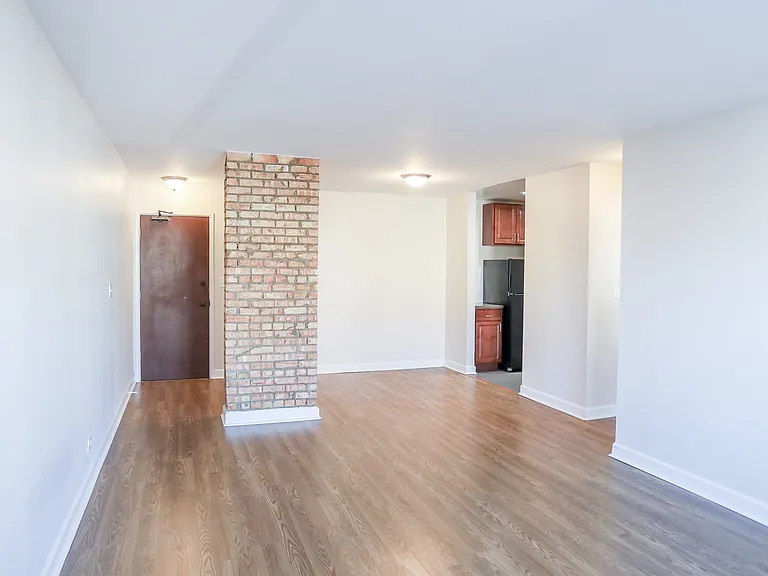 1774 W Highland Ave #509 — Photo 1