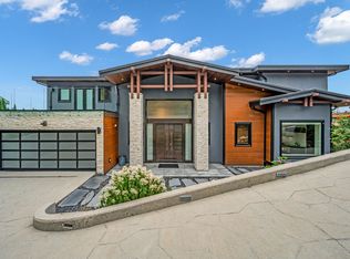 518 Ballantree Pl, West Vancouver, BC V7S1W5